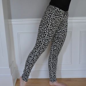 🔳🔲Black & White Patterned Jeans 🔲🔳